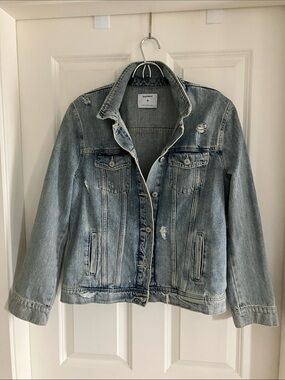 Old Navy women’s large, relaxed fit, Distressed Denim Jacket
